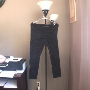 So leggings black and white speckled